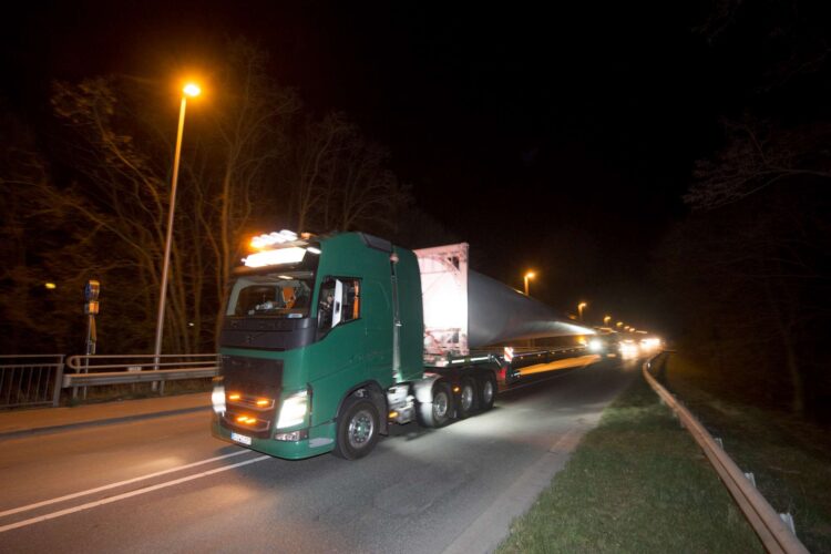 Sonderlastfahrzeug