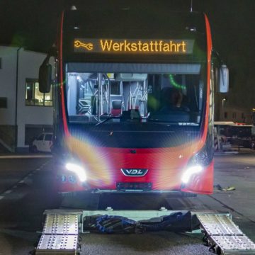 Anlieferung E-Bus